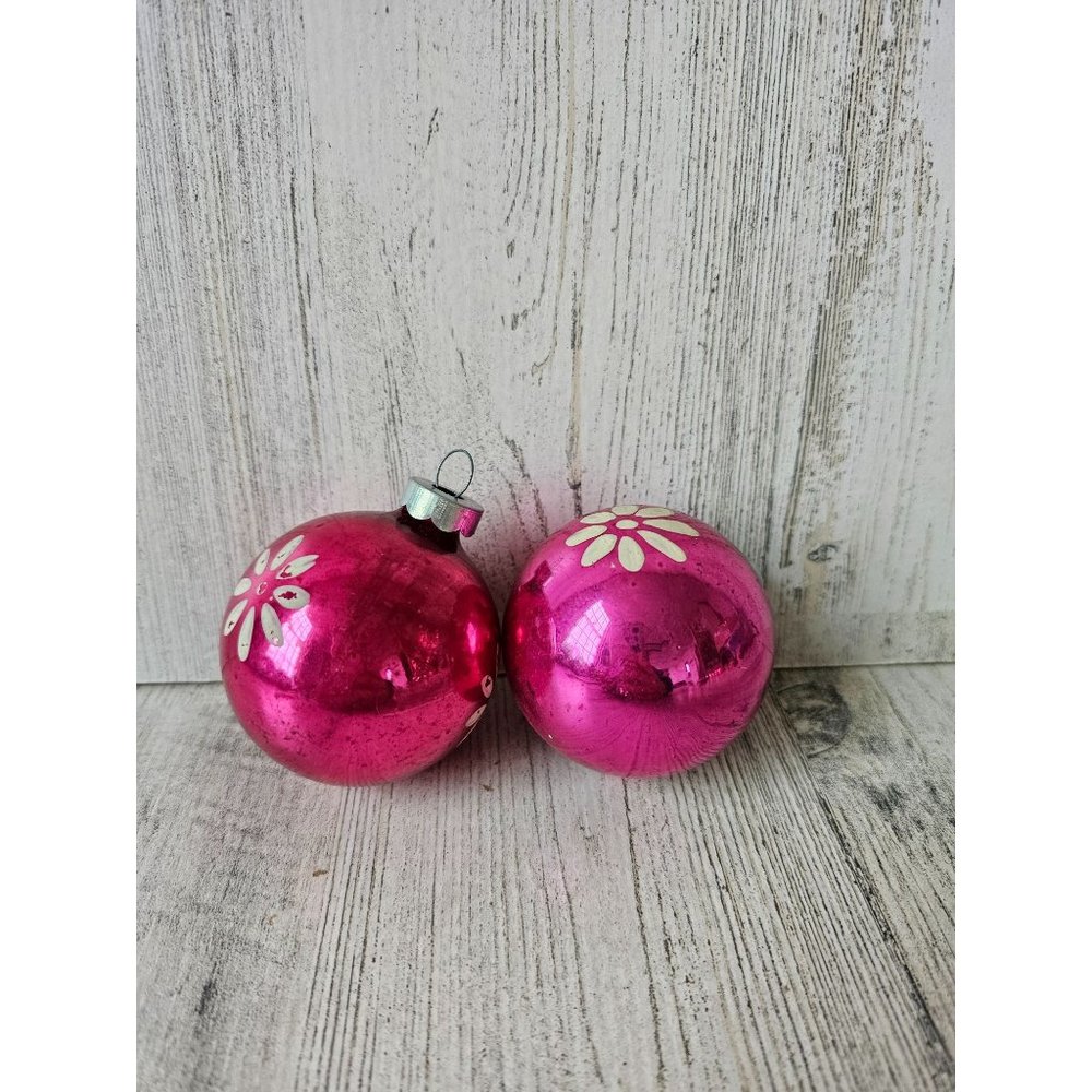 Vintage pink‎ USA ball flower ornament tree set
